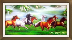 Tranh sơn dầu mã đáo thành công treo phòng khách